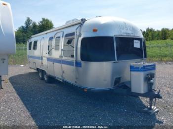  Salvage Airstream Excella