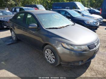  Salvage Kia Forte