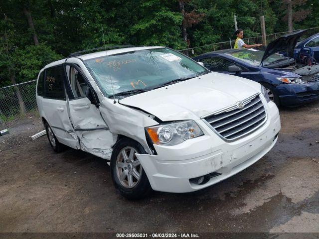  Salvage Chrysler Town & Country