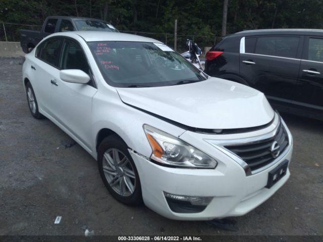  Salvage Nissan Altima