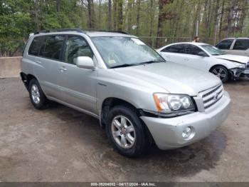  Salvage Toyota Highlander