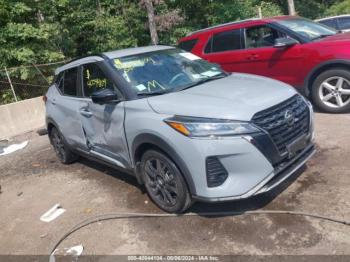  Salvage Nissan Kicks