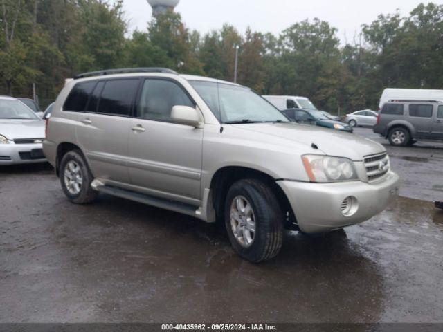  Salvage Toyota Highlander