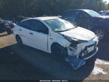  Salvage Toyota Prius