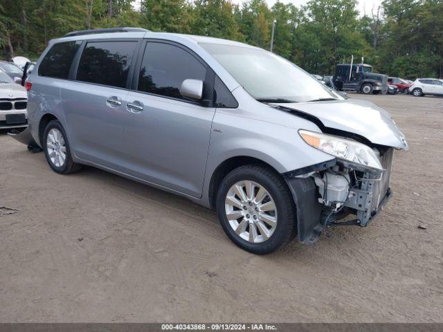  Salvage Toyota Sienna