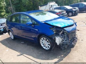  Salvage Toyota Prius v