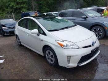  Salvage Toyota Prius