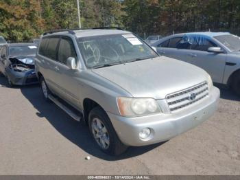  Salvage Toyota Highlander