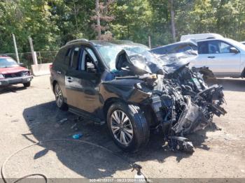  Salvage Nissan Pathfinder