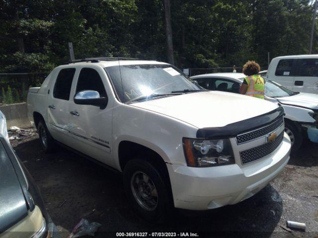  Salvage Chevrolet Avalanche