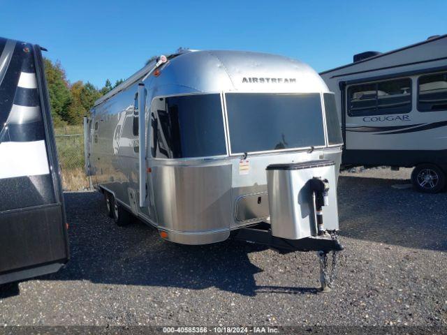  Salvage Airstream Globetrotter