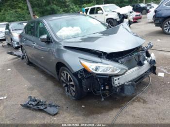  Salvage Nissan Altima