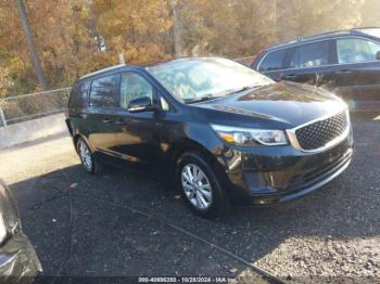  Salvage Kia Sedona