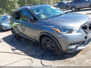  Salvage Nissan Kicks