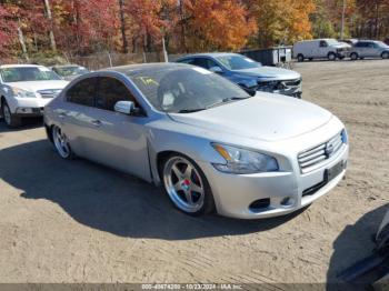  Salvage Nissan Maxima