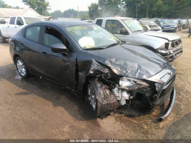  Salvage Toyota Yaris