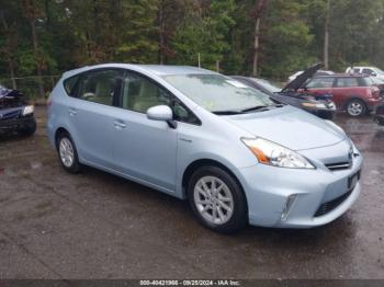  Salvage Toyota Prius v