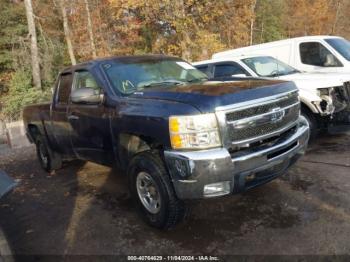  Salvage Chevrolet Silverado 2500