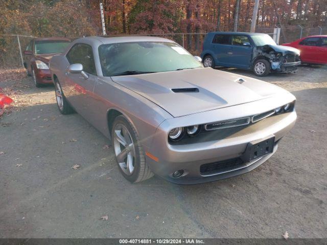  Salvage Dodge Challenger