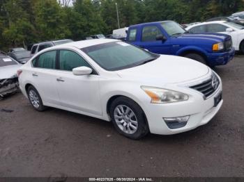  Salvage Nissan Altima