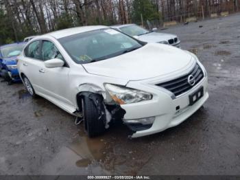  Salvage Nissan Altima