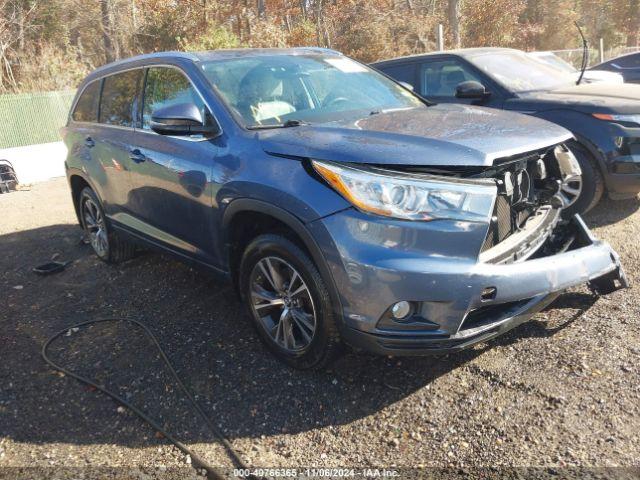  Salvage Toyota Highlander