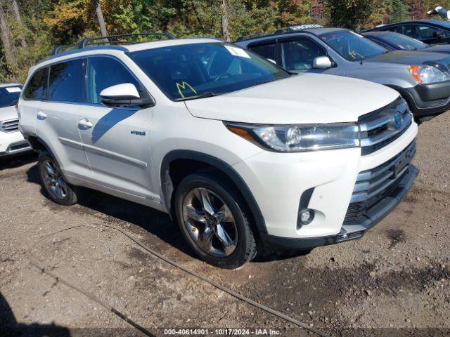  Salvage Toyota Highlander