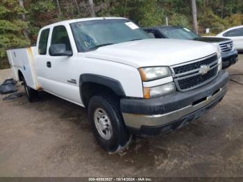  Salvage Chevrolet Silverado 2500