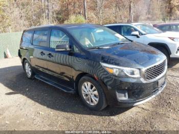  Salvage Kia Sedona