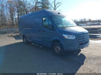  Salvage Mercedes-Benz Sprinter 2500