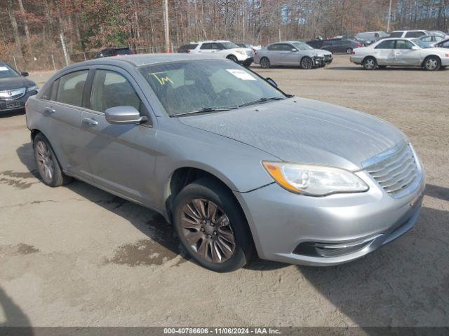  Salvage Chrysler 200