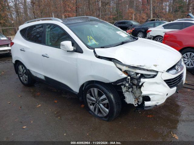  Salvage Hyundai TUCSON