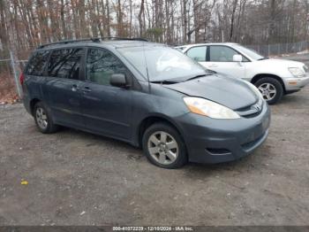  Salvage Toyota Sienna