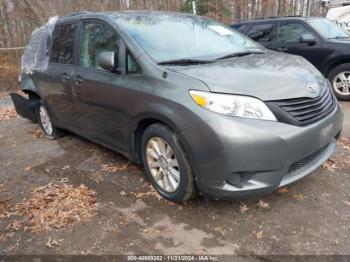  Salvage Toyota Sienna