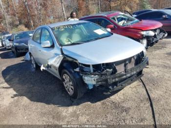  Salvage Kia Forte