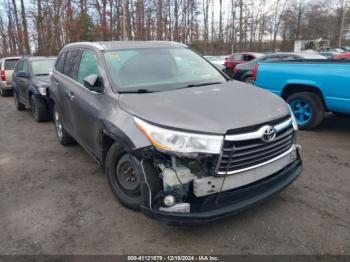  Salvage Toyota Highlander