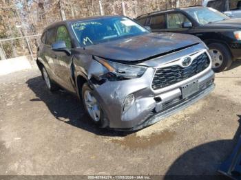  Salvage Toyota Highlander