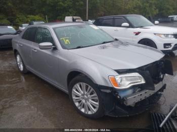  Salvage Chrysler 300