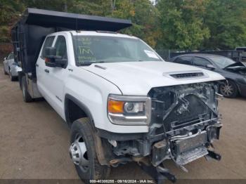  Salvage General Motors Sierra 3500hd Chassis