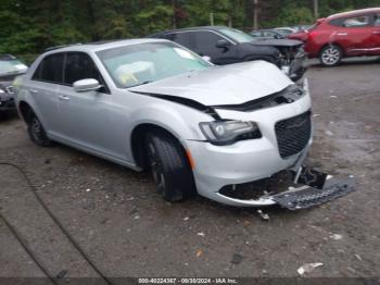  Salvage Chrysler 300