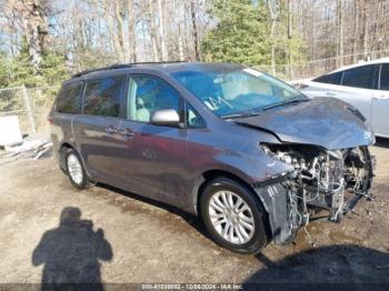  Salvage Toyota Sienna