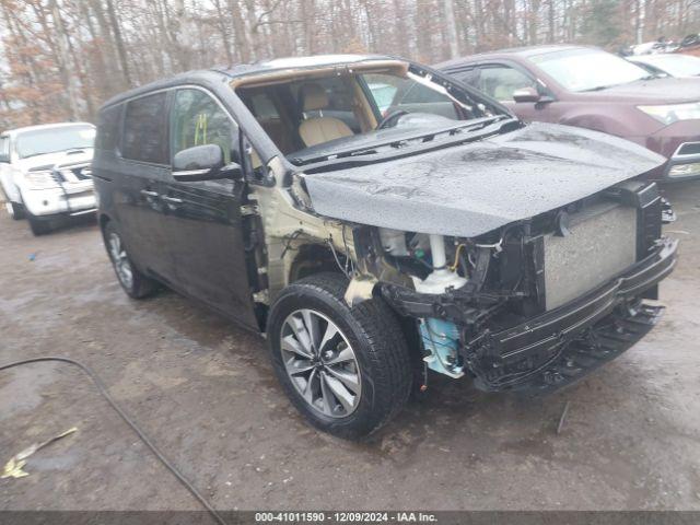  Salvage Kia Sedona