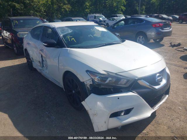  Salvage Nissan Maxima