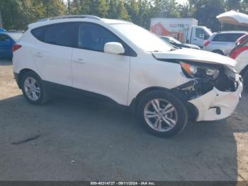  Salvage Hyundai TUCSON