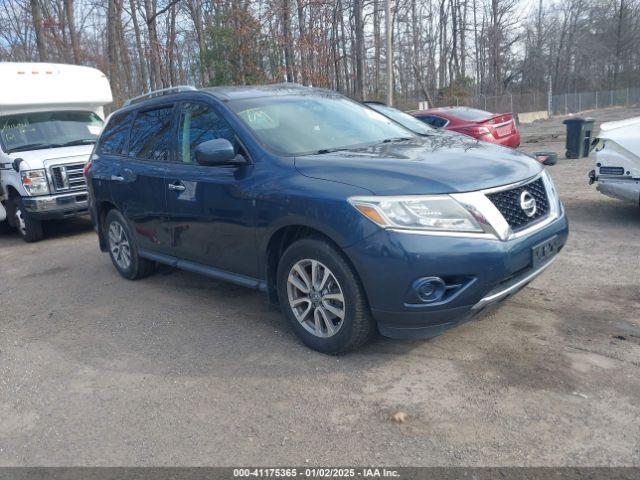  Salvage Nissan Pathfinder