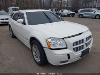  Salvage Dodge Magnum