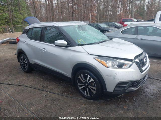  Salvage Nissan Kicks