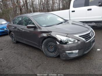  Salvage Nissan Altima