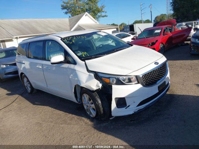  Salvage Kia Sedona