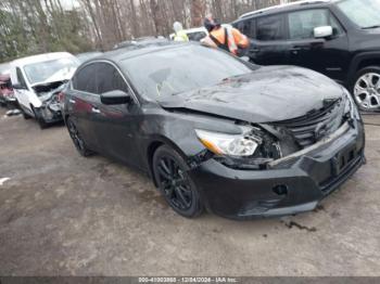  Salvage Nissan Altima